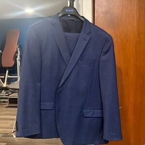 Tommy Hilfiger Mens Navy Suit (52R)